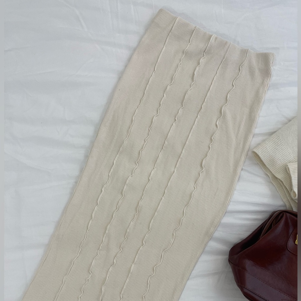 Zara Cream Ribbed Pencil Skirt